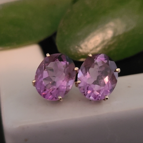 14k Amethyst Stone Solid Yellow Gold Stud Earrings